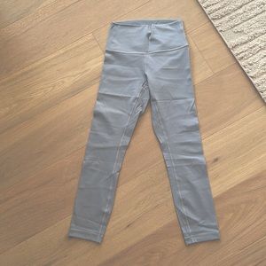 Wunder under high-rise pant size 4